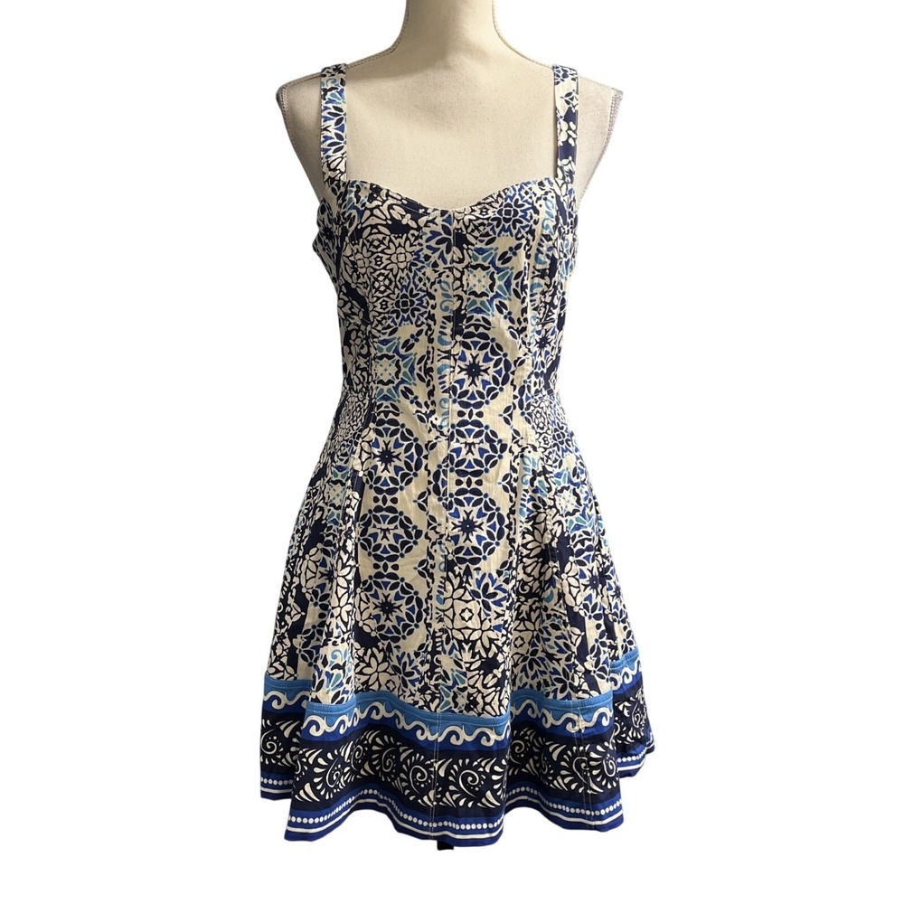 Avec Les Filles Dress Blue Tile Print Mini Fitted Size‎ 8 Coquette Wedding Guest